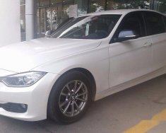 BMW 3 Series 320i 2012 - Cần bán gấp BMW 3 Series 320i đời 2012, màu trắng giá 860 triệu tại Bình Thuận  