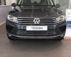 Volkswagen Touareg GP 2014 - Bán Volkswagen Touareg GP đời 2014, màu xám (ghi), nhập khẩu Đức. LH Hương 0902.608.293, cam kết giá tốt nhất giá 2 tỷ 400 tr tại Tp.HCM