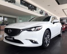 Mazda 6 2.0L Premium 2017 - Bán xe Mazda 6 2.0L Premium 2017, màu trắng, bản cao cấp, chính hãng, có xe giao ngay trong ngày giá 899 triệu tại Hà Tĩnh