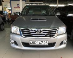 Toyota Hilux G 2014 - Bán Toyota Hilux G đời 2014, màu bạc giá cạnh tranh giá 550 triệu tại Lâm Đồng