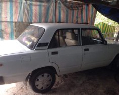 Lada 2107 1989 - Bán ô tô Lada 2107 đời 1989, màu trắng, giá chỉ 45 triệu giá 45 triệu tại Bình Dương