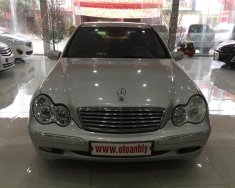 Mercedes-Benz C class C200 2003 - Cần bán gấp Mercedes C200 2003, màu bạc số tự động giá 225 triệu tại Phú Thọ