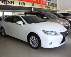 Lexus ES 300h 2013 - Cần bán Lexus ES 300h đời 2013, màu trắng, xe nhập giá 2 tỷ tại Tp.HCM