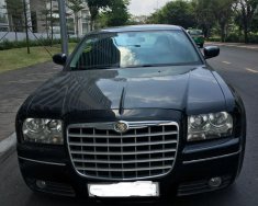 Chrysler 300C 2007 - Cần bán gấp Chrysler 300C 2007, màu đen, xe nhập số tự động giá 670 triệu tại Tp.HCM