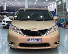 Toyota Sienna LE 2010 - Cần bán gấp Toyota Sienna LE đời 2010, nhập khẩu giá 1 tỷ 470 tr tại Tp.HCM