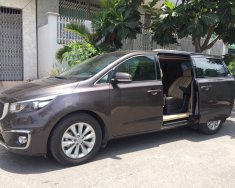 Kia Sedona Gat 2015 - Bán Kia Sedona nâu hột nhãn 2015 bản tự động 3.3 full option mới zin giá 1 tỷ 60 tr tại Tp.HCM