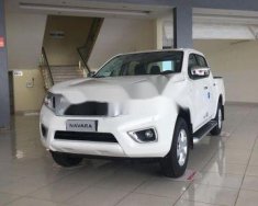 Nissan Navara   E 2017 - Bán xe Nissan Navara E sản xuất 2017, màu trắng  giá 625 triệu tại Bắc Giang