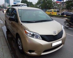 Toyota Sienna Le 2010 - Cần bán xe Toyota Sienna 2.7 LE 2010 màu vàng cát nhập Mỹ giá 1 tỷ 360 tr tại Tp.HCM