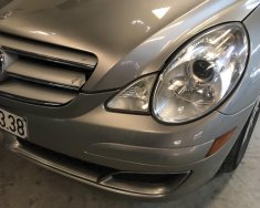 Mercedes-Benz R class R350 2006 - Cần bán xe Mercedes-Benz R350 sản xuất 2006 màu vàng, 550 triệu nhập khẩu giá 550 triệu tại Tp.HCM