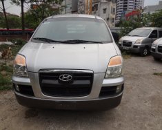 Hyundai Starex GRX 2004 - Cần bán Hyundai Starex GRX 6 chỗ 800kg CRDi đời 2004, màu bạc, xe nhập giá 238 triệu tại Hà Nội