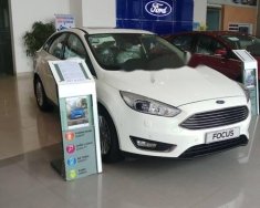 Ford Focus 2018 - Bán xe Ford Focus năm sản xuất 2018, màu trắng, giá tốt giá 595 triệu tại Quảng Bình
