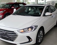 Hyundai Elantra 1.6AT 2018 - Bán xe Hyundai Elantra 1.6AT 2018, màu trắng giao ngay giá 619 triệu tại Quảng Ngãi