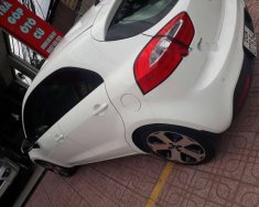 Kia Rio  AT 2013 - Bán chiếc Kia Rio Hatchback 5 cửa, màu trắng, đăng ký lần đầu 04/2013 giá 420 triệu tại Đồng Nai