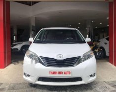 Toyota Sienna 2010 - Bán Toyota Sienna năm sản xuất 2010, màu trắng xe gia đình giá 1 tỷ 200 tr tại Đà Nẵng