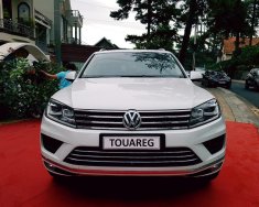 Volkswagen Touareg 2017 - Bán Volkswagen Touareg đời 2018, màu trắng, nhập khẩu nguyên chiếc giá 2 tỷ 499 tr tại Cần Thơ
