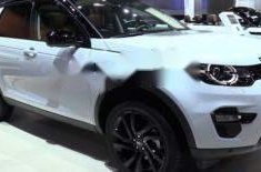 LandRover Discovery   2017 - Bán LandRover Discovery đời 2017, màu trắng số tự động giá 3 tỷ 200 tr tại Hà Nội