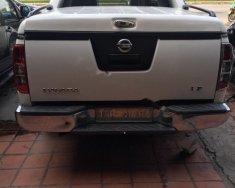 Nissan Navara LE 2011 - Cần bán gấp Nissan Navara LE năm sản xuất 2011, màu trắng, xe nhập chính chủ, giá tốt giá 375 triệu tại Hà Nội