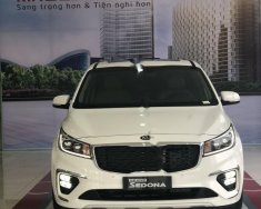 Kia Sedona Platinum D 2018 - Bán xe Kia Sedona Platinum D đời 2018, màu trắng giá 1 tỷ 209 tr tại Tây Ninh