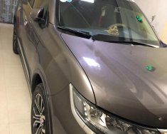 Mitsubishi Outlander 2.0 CVT 2016 - Cần bán gấp Mitsubishi Outlander 2.0 CVT sản xuất năm 2016, màu nâu, nhập khẩu, giá tốt giá 950 triệu tại Ninh Bình