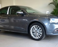 Volkswagen Jetta 2016 - Bán Volkswagen Jetta 2016, đang có ưu đãi cực tốt trong tháng. Hỗ trợ trả góp, đăng kí đăng kiểm, giao xe toàn quốc giá 899 triệu tại Khánh Hòa