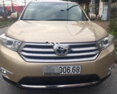 Toyota Highlander SE 2.7 2011 - Bán Toyota Highlander SE 2.7 đời 2011, màu vàng, nhập khẩu nguyên chiếc giá 1 tỷ 125 tr tại Hải Dương