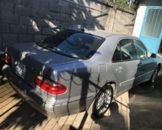 Mercedes-Benz E class  E240 2001 - Cần bán Mercedes E240 đời 2001, màu bạc giá 210 triệu tại Đồng Nai