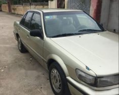 Nissan Bluebird   1989 - Cần bán gấp Nissan Bluebird sản xuất năm 1989, màu vàng giá 40 triệu tại Thanh Hóa