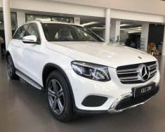 Mercedes-Benz GLC-Class GLC200 2018 - Bán Mercedes GLC200 đời 2018 mới, màu trắng giao ngay giá 1 tỷ 684 tr tại Lâm Đồng