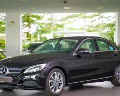 Mercedes-Benz C class C200 2018 - Cần bán Mercedes C200 sản xuất 2018, màu đen, nội thất đen, giao ngay chơi tết ở Phú Yên giá 1 tỷ 489 tr tại Phú Yên