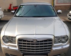 Chrysler 300C 300C 2010 - Cần bán Siêu xe Chrysler 300C 2.7 V6 màu bạc, giá 820 triệu giá 820 triệu tại Tp.HCM