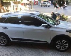 Hyundai i20 Active 1.4 AT 2018 - Bán Hyundai i20 Active 1.4 AT đời 2018, màu trắng xe gia đình giá 500 triệu tại Đà Nẵng