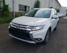 Mitsubishi Outlander 2.0 2019 - Bán xe Outlander 2.0 STD màu trắng, tại Quảng Trị, giá tốt, hỗ trợ trả góp 80%, liên hệ: 0911.821.457 giá 807 triệu tại Quảng Trị