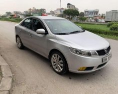 Kia Forte MT 2010 - Cần bán xe cũ Kia Forte MT sản xuất năm 2010, màu bạc giá 320 triệu tại Hải Dương