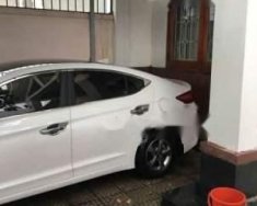 Hyundai Elantra   2017 - Bán Hyundai Elantra đời 2017, màu trắng chính chủ, giá tốt giá 510 triệu tại Quảng Trị