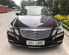 Mercedes-Benz E class E300  2009 - Cần bán gấp Mercedes E300 sản xuất 2009, giá 860tr giá 860 triệu tại Hà Nội