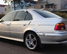 BMW 5 Series 525i 2002 - Em cần bán xe BMW 525i đời 2002, máy chạy êm và bốc giá 235 triệu tại Bình Dương