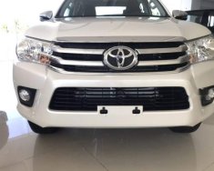 Toyota Hilux   2.4G 4x4MT   2019 - Bán Toyota Hilux 2.4G 4x4MT sản xuất năm 2019, màu trắng, xe nhập giá 793 triệu tại Tiền Giang