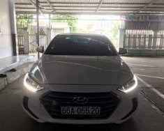 Hyundai Elantra  1.6AT 2017 - Bán Hyundai Elantra 1.6AT đời 2017, màu trắng, xe nhập, giá tốt giá 590 triệu tại Đồng Tháp