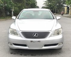 Lexus LS  460 2006 - Cần bán gấp Lexus LS460 sản xuất 2006 màu bạc giá 980 triệu tại Hà Nội