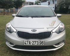 Kia K3 1.6 MT 2015 - Cần bán Kia K3 1.6 MT đời 2015, màu bạc xe gia đình giá cạnh tranh giá 465 triệu tại Quảng Nam