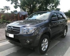 Toyota Fortuner   G  2009 - Bán Toyota Fortuner G sản xuất năm 2009, màu đen  giá 589 triệu tại Tp.HCM