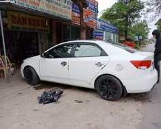 Kia Forte 2012 - Bán Kia Forte sản xuất 2012, màu trắng, giá 375 triệu giá 375 triệu tại Thái Bình