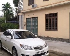 Hyundai Avante  MT 2012 - Chính chủ bán ô tô Hyundai Avante MT năm 2012, màu trắng giá 335 triệu tại TT - Huế