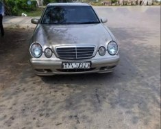 Mercedes-Benz E class    E240 2000 - Bán Mercedes E240 sản xuất 2000, nhập khẩu, xe chạy êm giá 200 triệu tại Long An