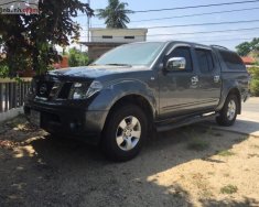 Nissan Navara LE 2.5MT 4WD 2013 - Cần bán Nissan Navara LE 2.5MT 4WD năm sản xuất 2013, màu xám, nhập khẩu xe gia đình giá 420 triệu tại Quảng Nam