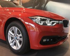 BMW 3 Series 320i 2018 - Bán BMW 320i màu đỏ tại Đà Nẵng - Xe mới chưa đăng ký giá 1 tỷ 619 tr tại Đà Nẵng