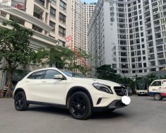 Mercedes-Benz GLA-Class GLA200 1.6 2014 - Chính chủ bán Mercedes GLA200 1.6 đời 2014, màu trắng, nhập khẩu giá 960 triệu tại Hà Nội