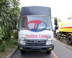 Hino 300 Series TKD3 2018 - Xe tải mui bạt bửng inox 4.8 tấn | Hino XZU342LTKD3 (nhập khẩu) kèm phụ kiện và ưu đãi giá 654 triệu tại Tp.HCM