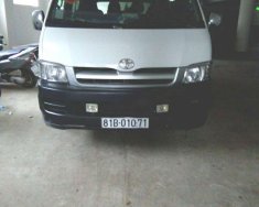 Toyota Hiace   2009 - Cần bán gấp xe cũ Toyota Hiace 2009, màu trắng giá 230 triệu tại Gia Lai