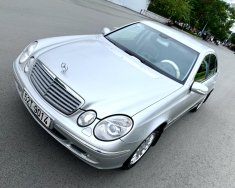 Mercedes-Benz E class E240 2004 - Merc E 240 nhập Mỹ 2004, xe nhà trùm mền, chạy đúng 65 ngàn km, bao test giá 320 triệu tại Tp.HCM